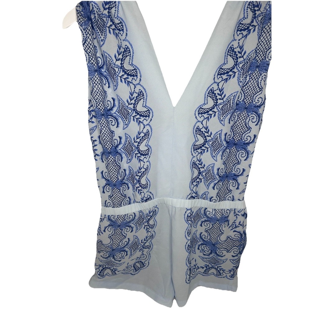 BCBGMaxAzria White Romper with Blue Embroidered Detail